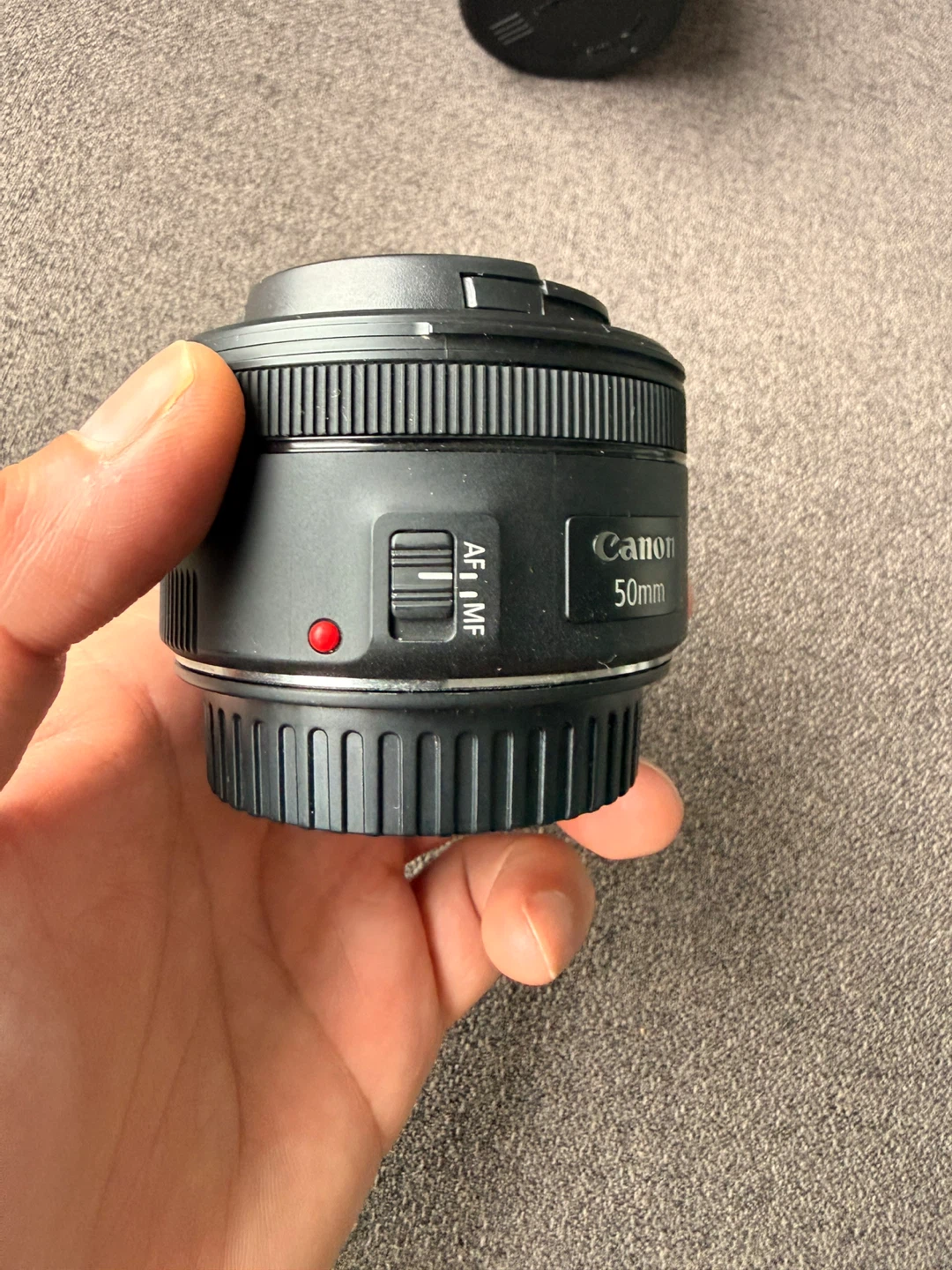 Canon EF Lens 50mm 1:1.8 STM - photo 3