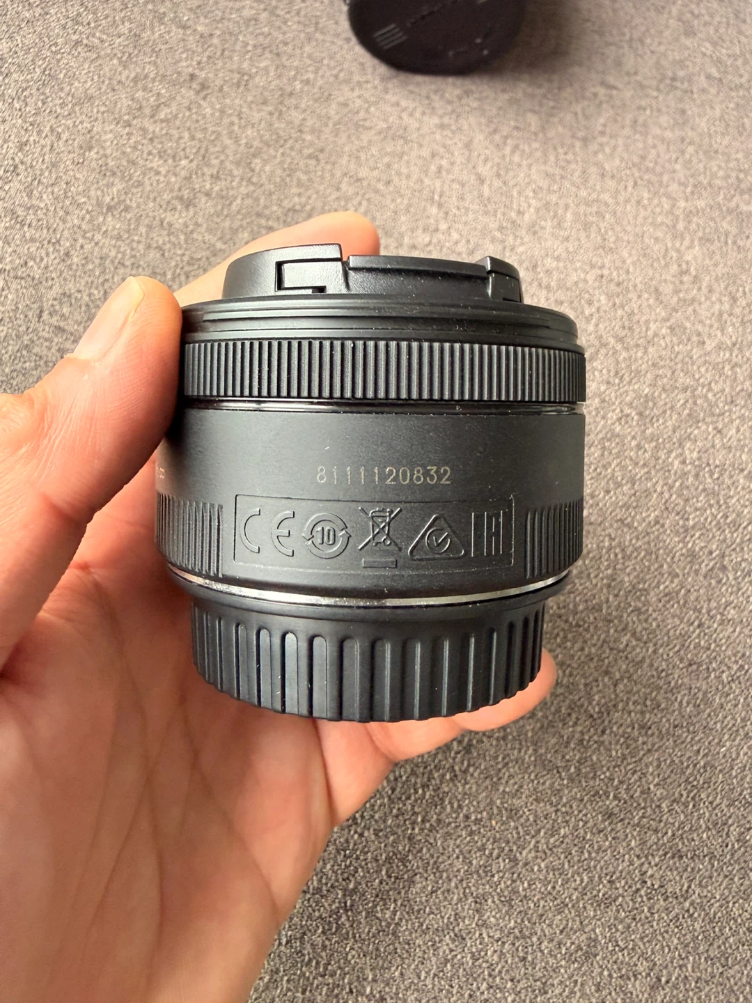 Canon EF Lens 50mm 1:1.8 STM - photo 4