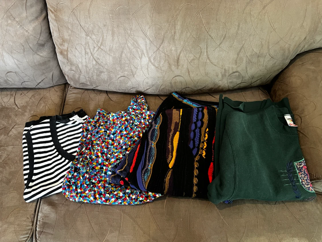 Assorted Women's Tops Size Large - photo 3