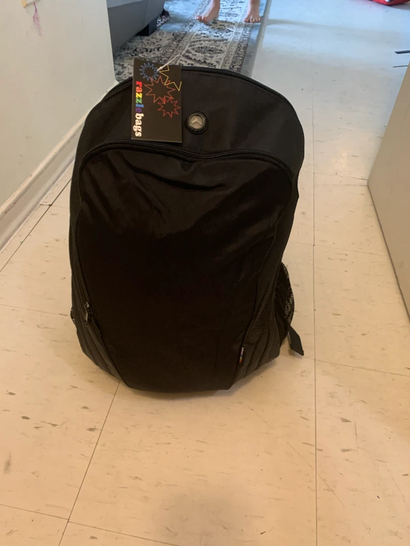 Black Razzle Bags Backpack - photo 3