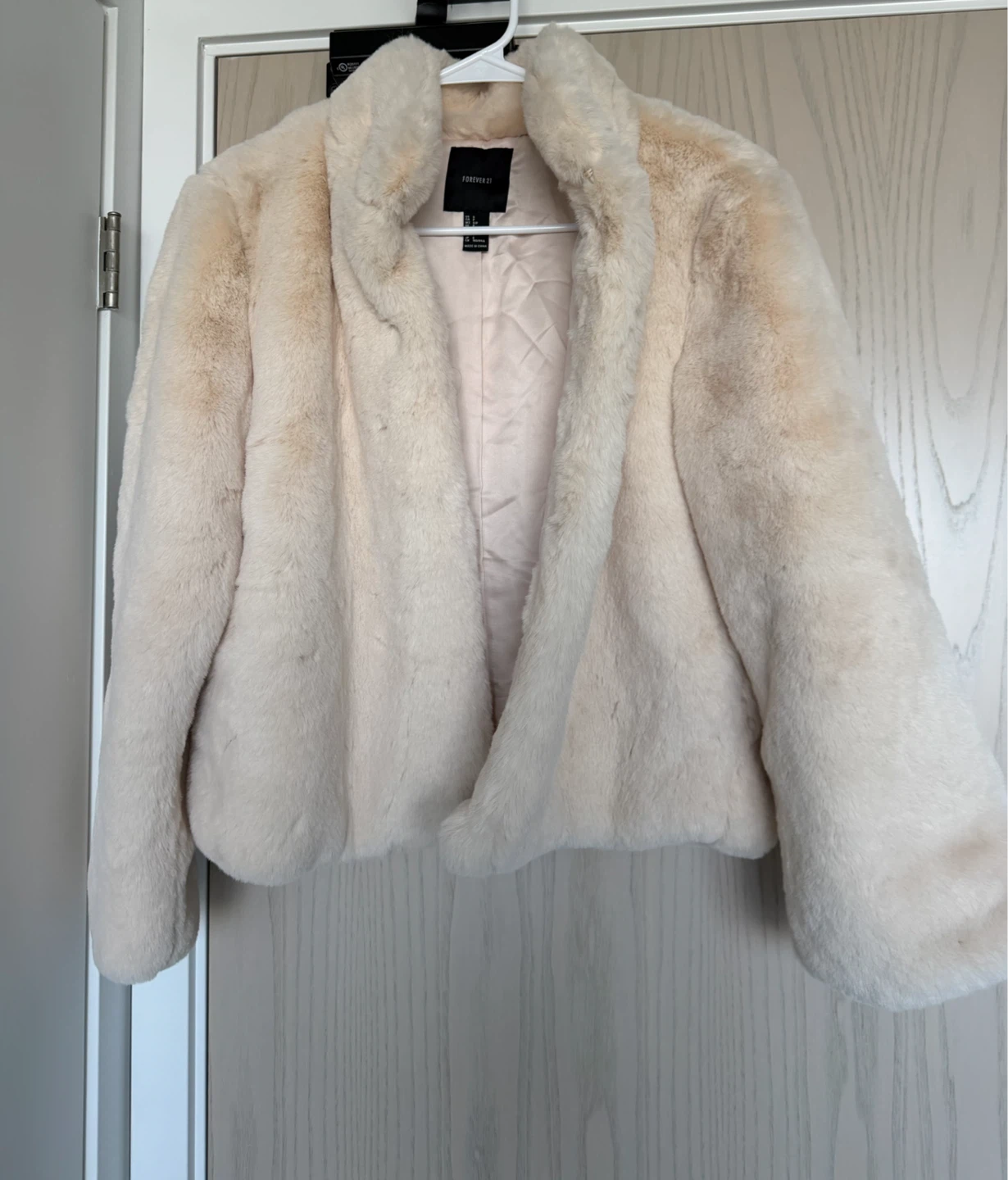 Forever 21 Faux Fur Jacket Cream Size-S (Brand New) - photo 2