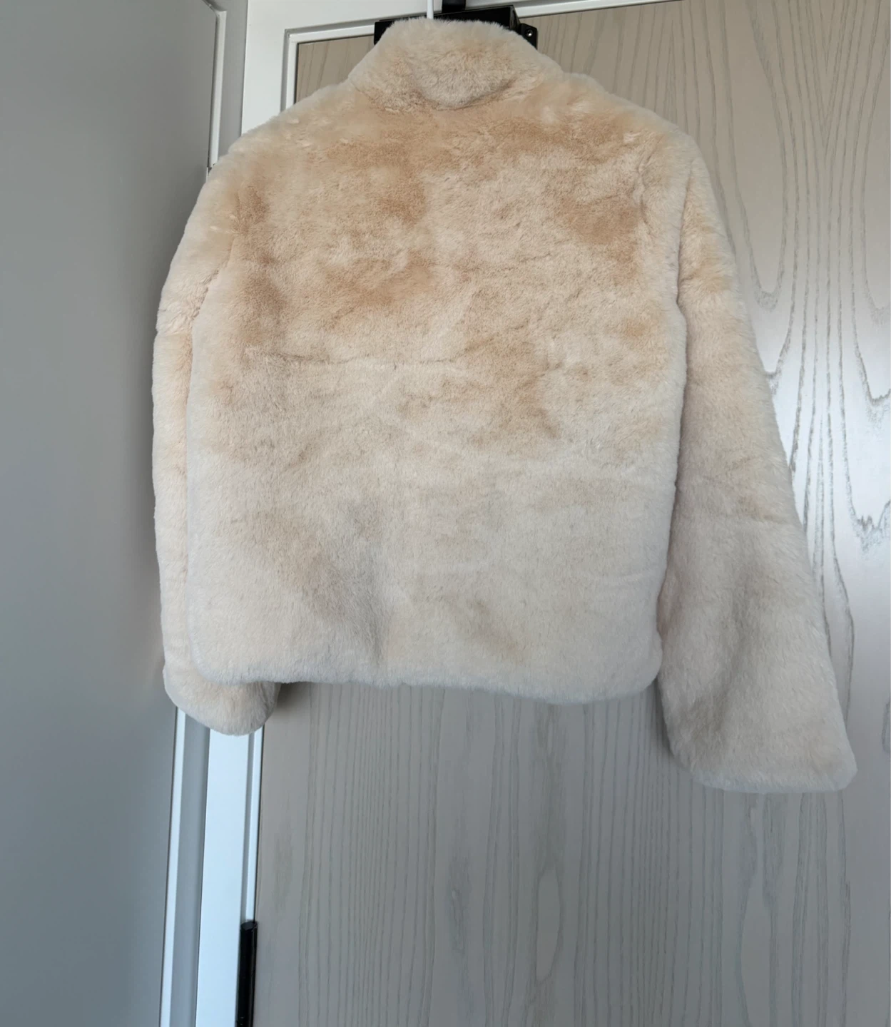 Forever 21 Faux Fur Jacket Cream Size-S (Brand New) - photo 3