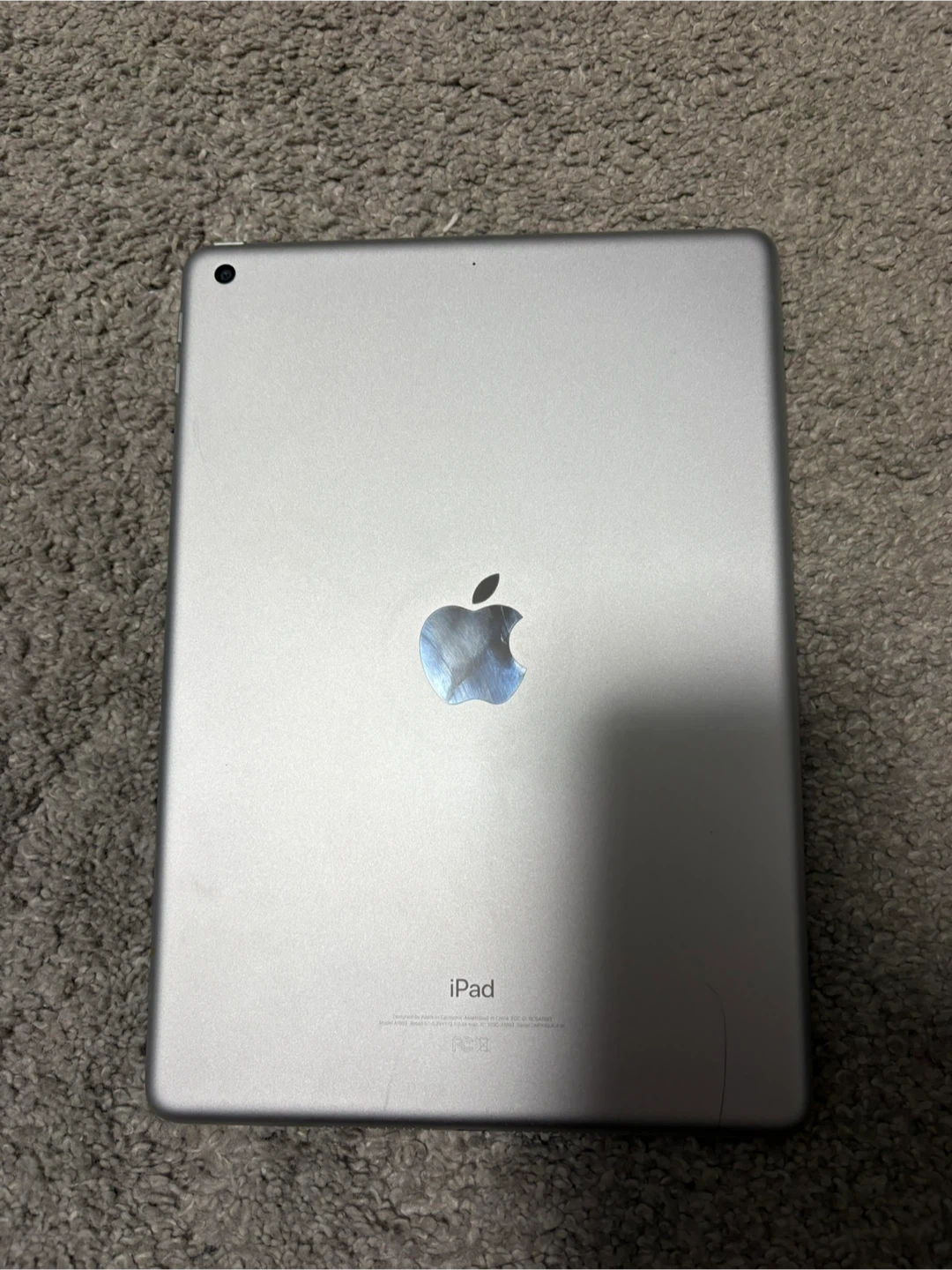 Apple iPad (6th generation) - photo 3