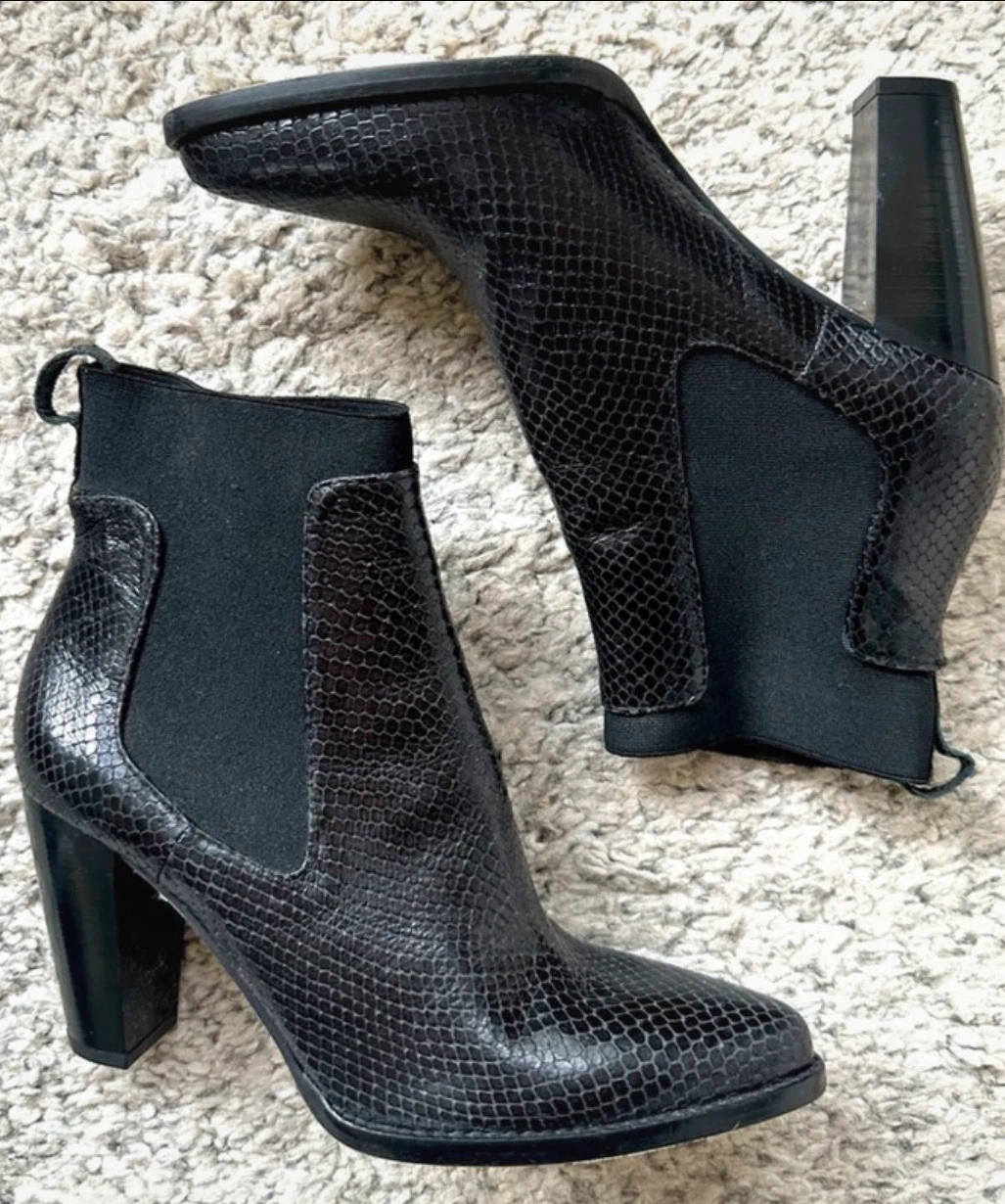 Zara Black Snake Print Heeled Ankle Boots size 39 - photo 3