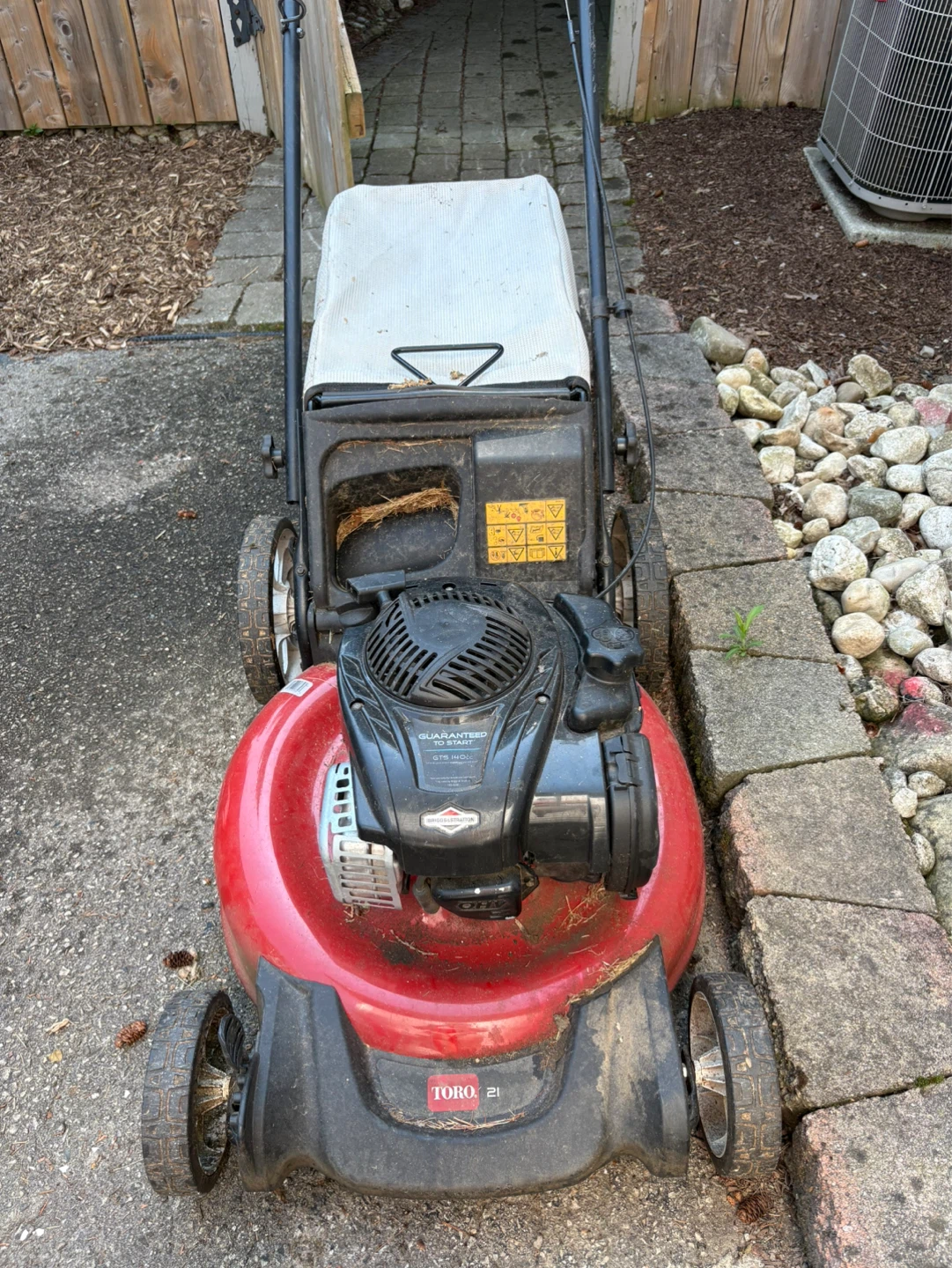 Toro Lawn Mower with Briggs & Stratton Engine - photo 2