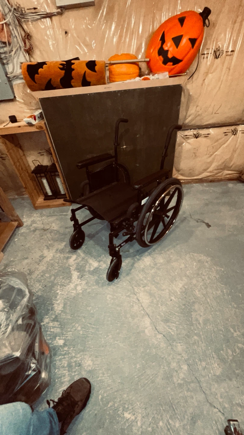 Wheelchair - photo 2