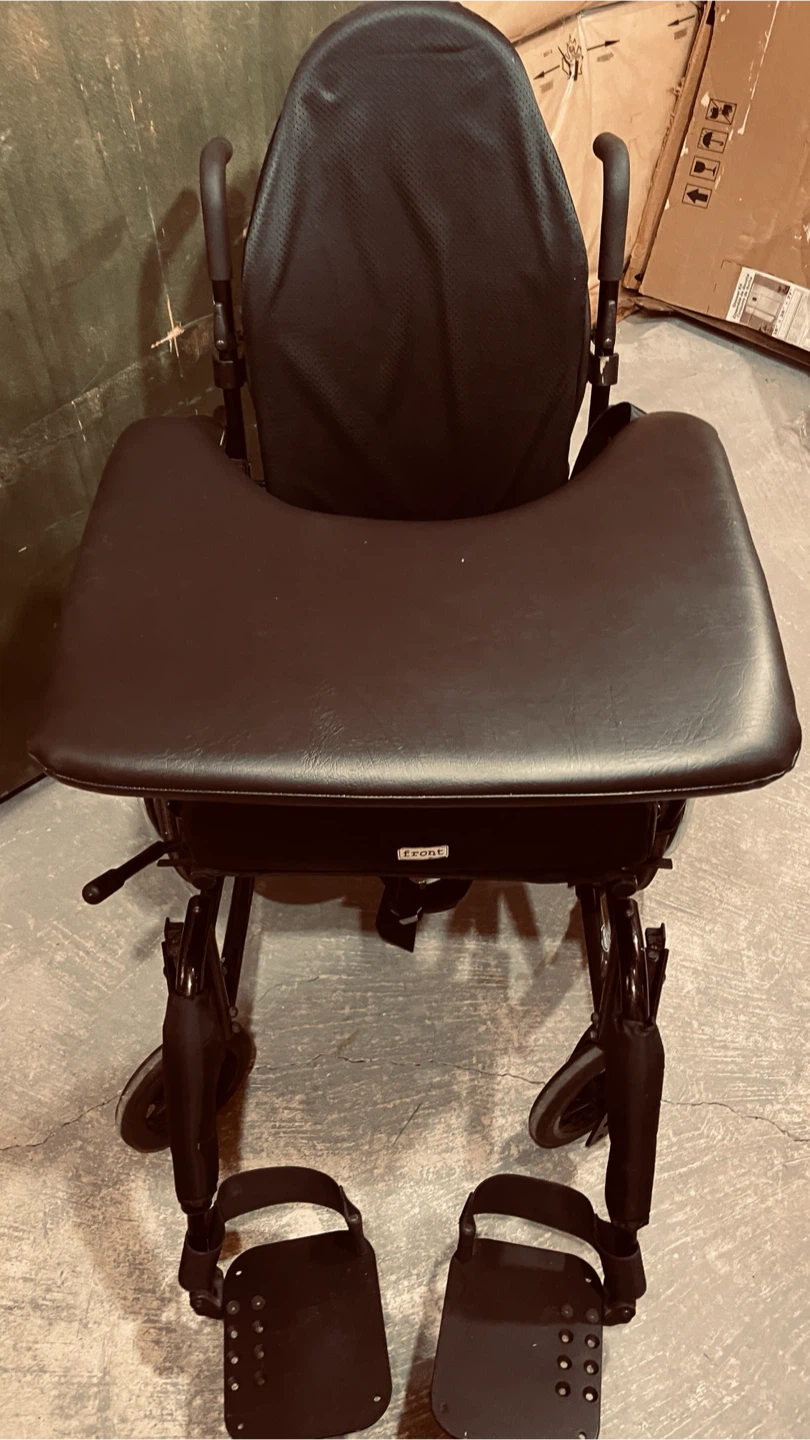 Wheelchair - photo 3