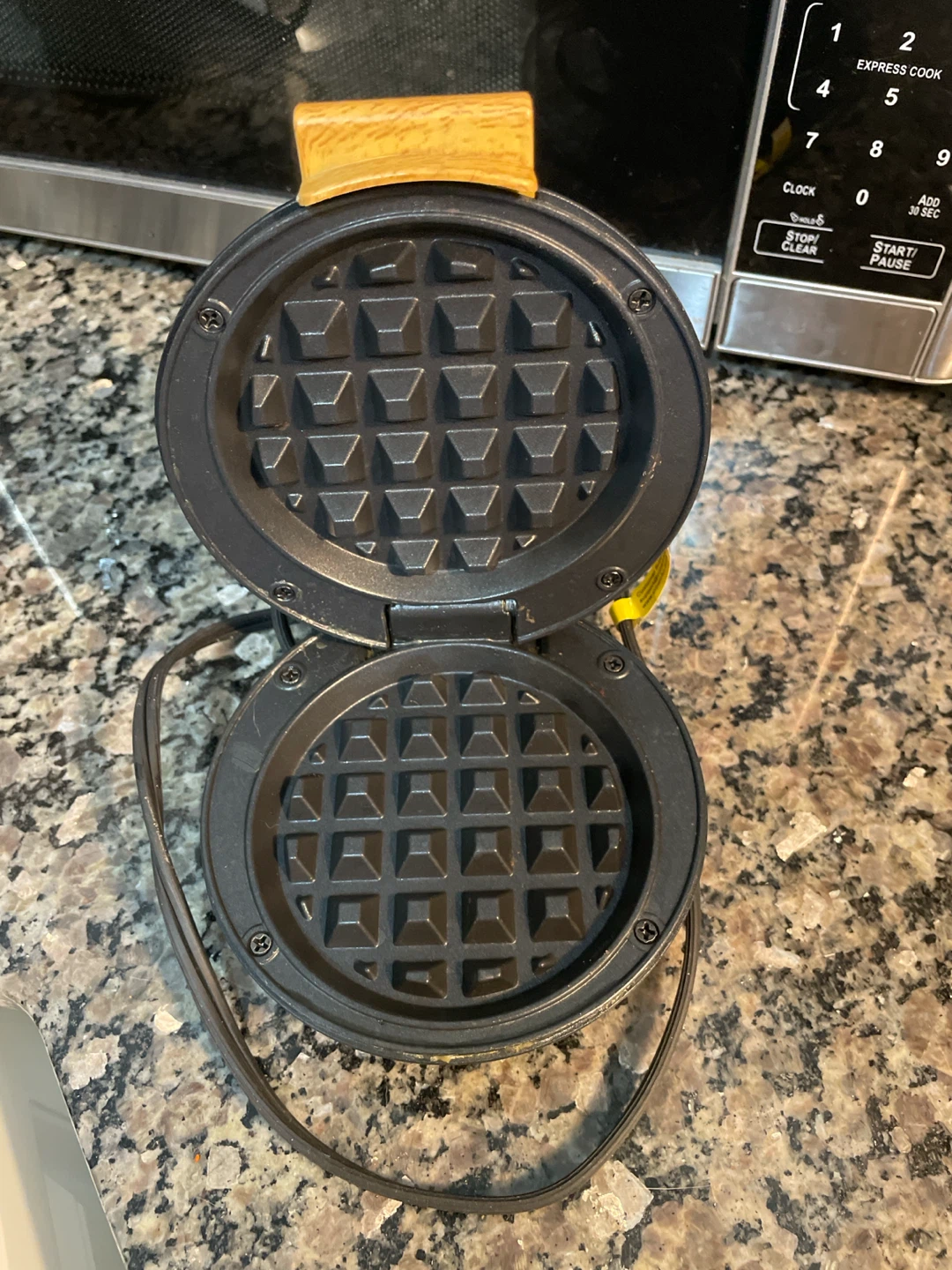Black Mini Waffle Maker - photo 2