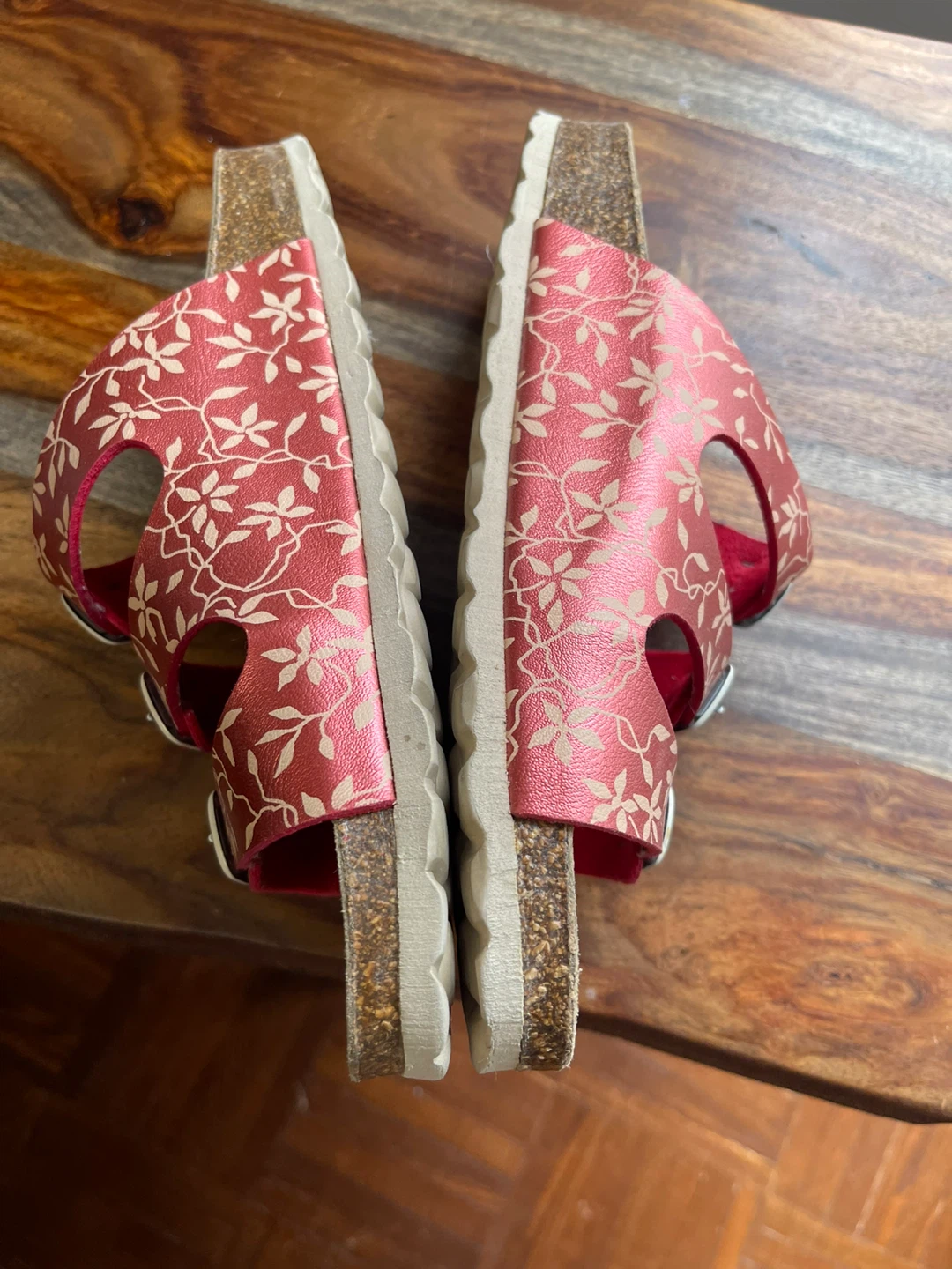 Red Floral Bio time Sandals Size 37 - photo 4