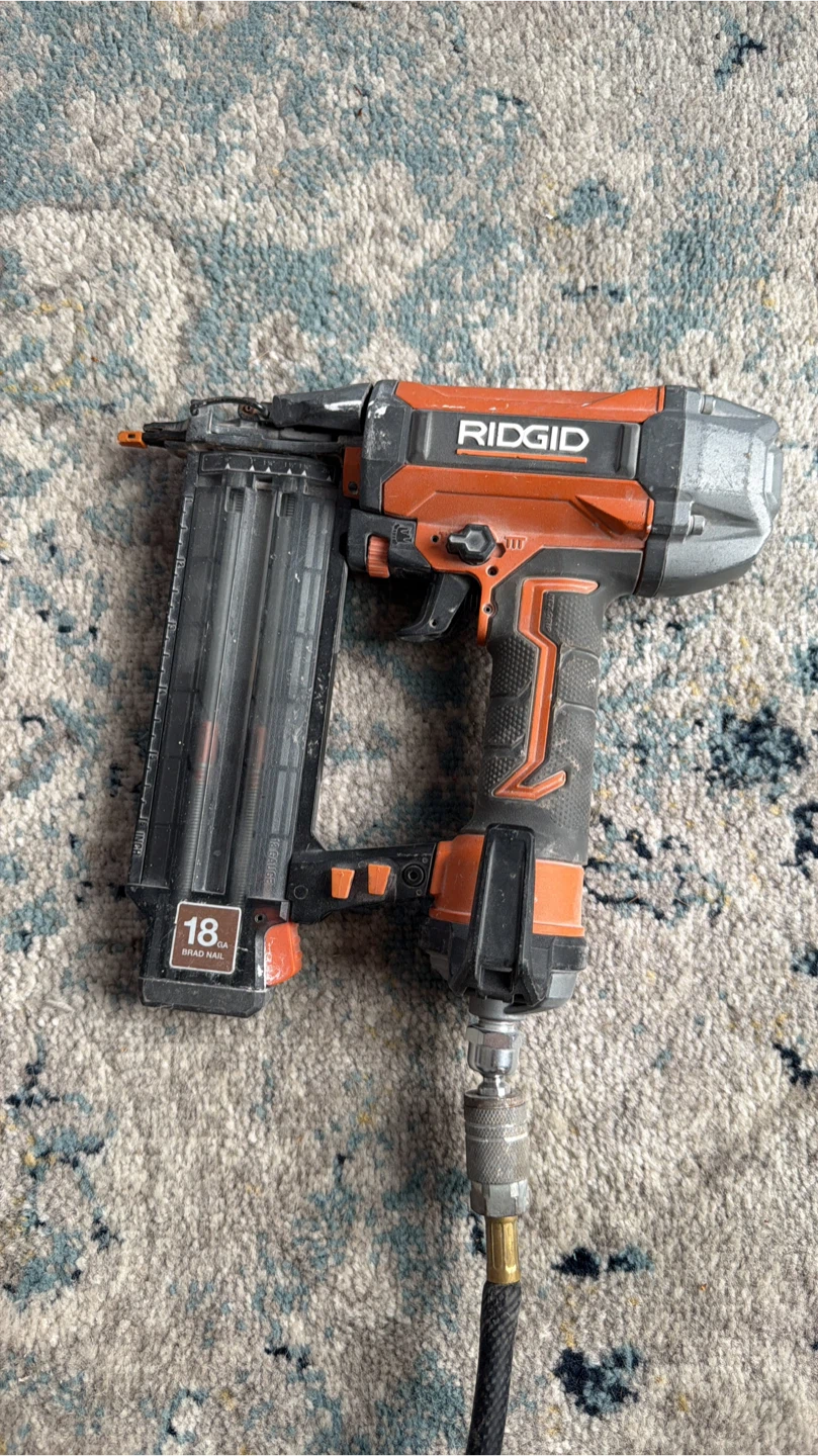 Ridgid 18-Gauge Brad Nailer