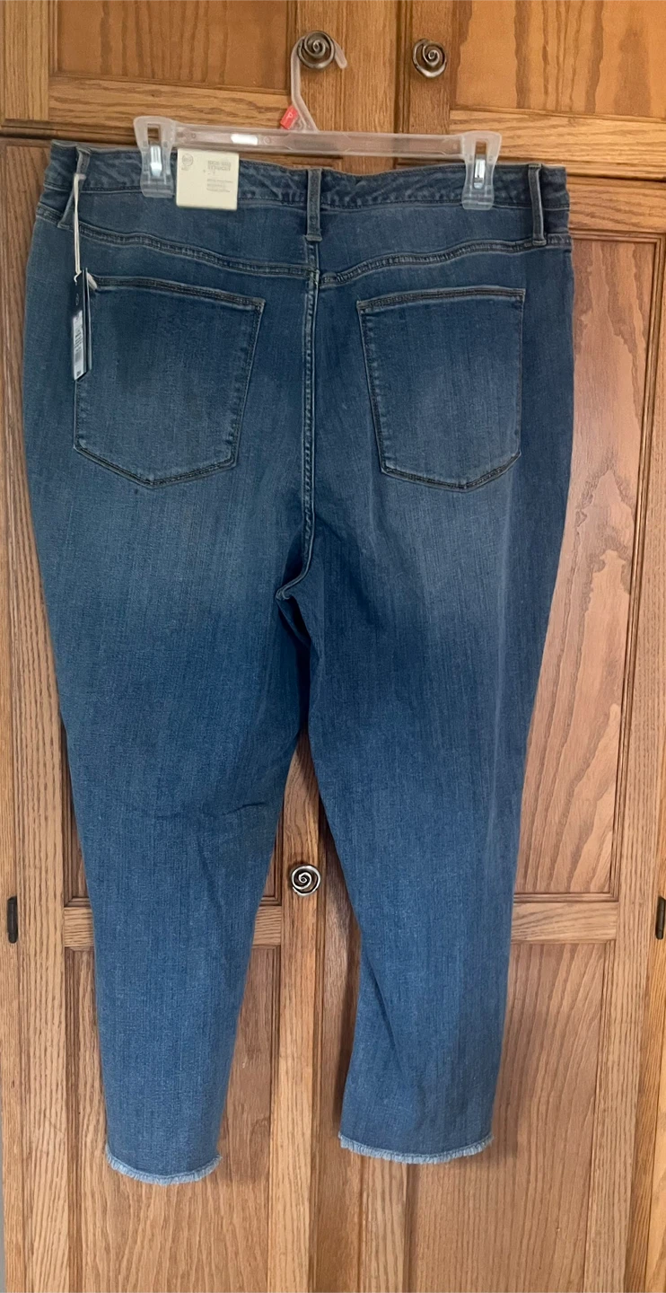 Universal Thread High-Rise Straight Crop Jeans - photo 5