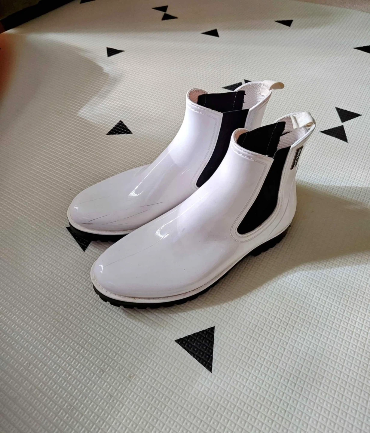 BOOTS - Women