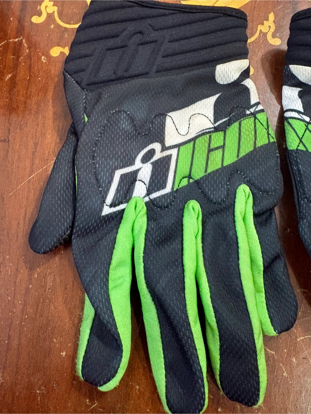 Icon D3O motorcycle gloves in black and green - photo 2