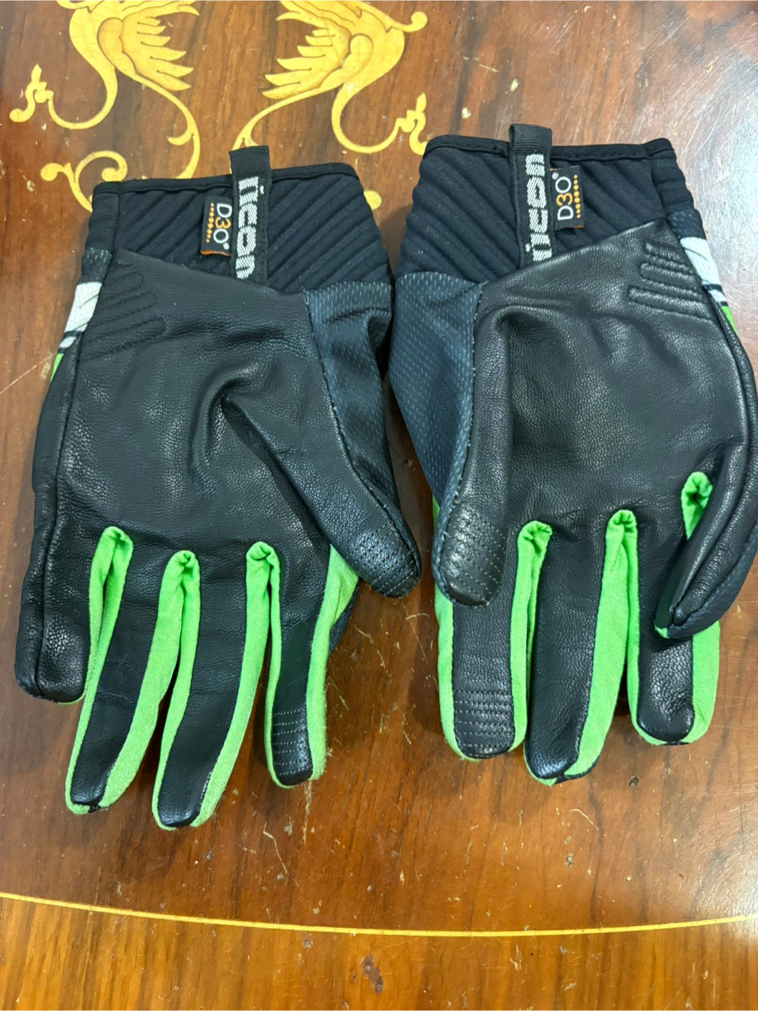 Icon D3O motorcycle gloves in black and green - photo 4