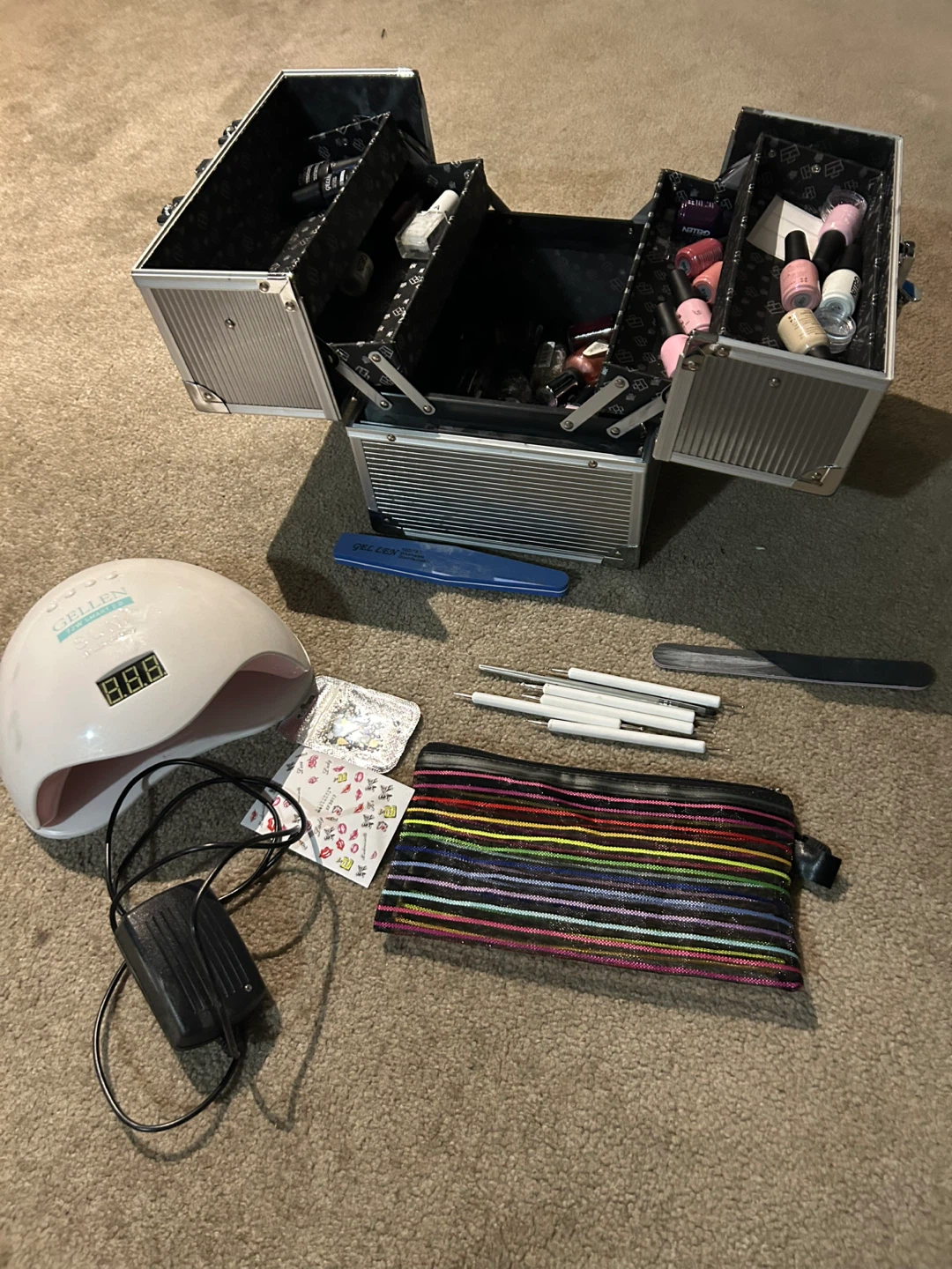 Nail Polish Collection with UV Lamp and Case