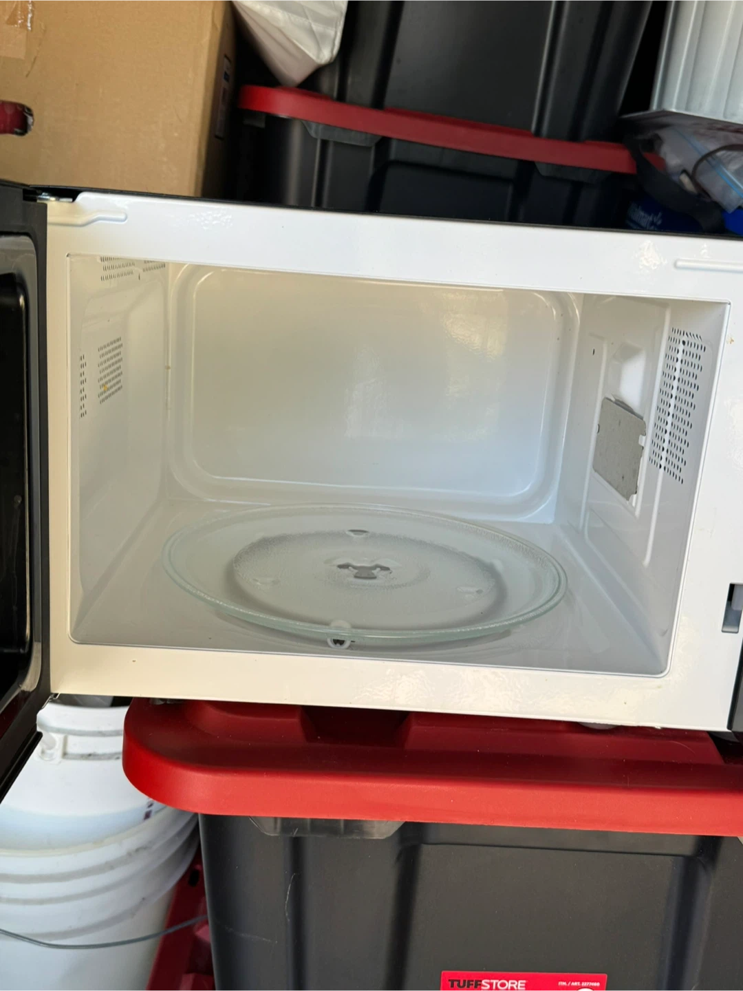 RCA Microwave - photo 2