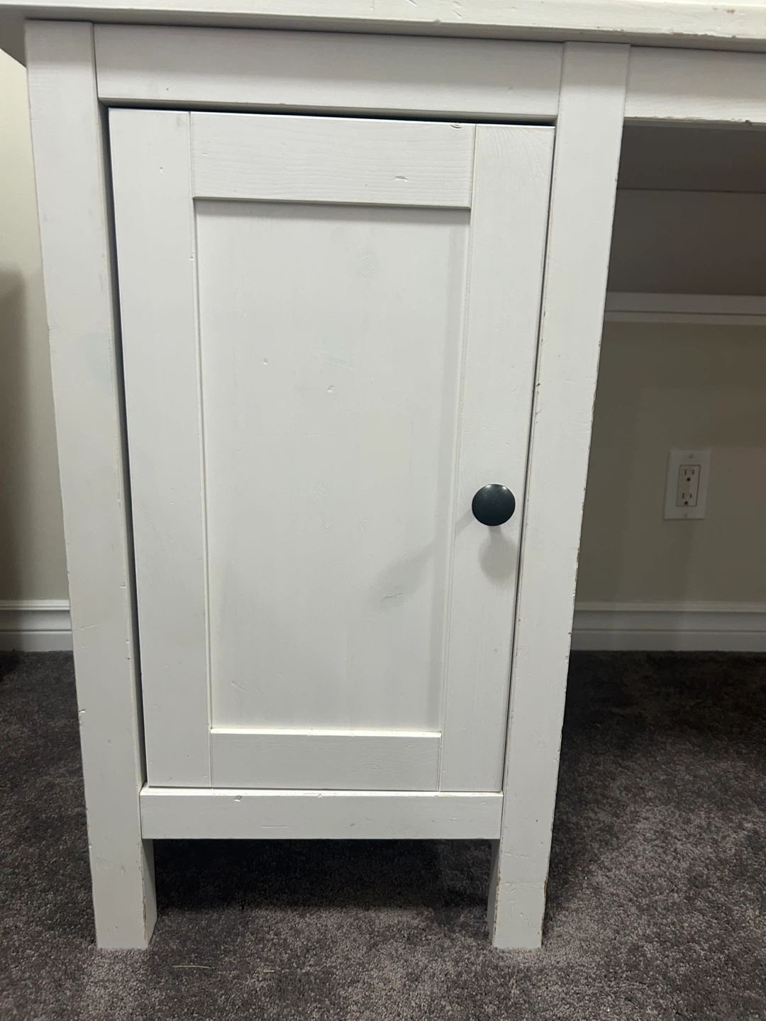 White Desk with Drawers and Cabinet - photo 4