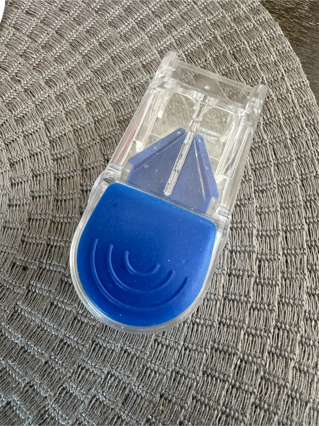 Blue Pill Cutter - photo 2