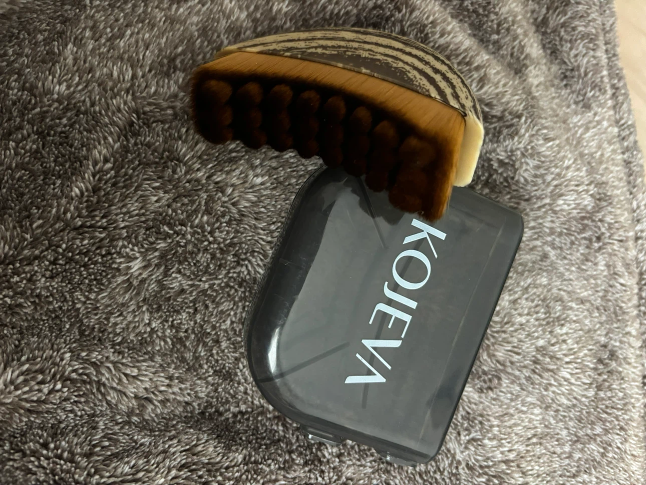KOJEVA Makeup Brush with Protective Case - photo 2