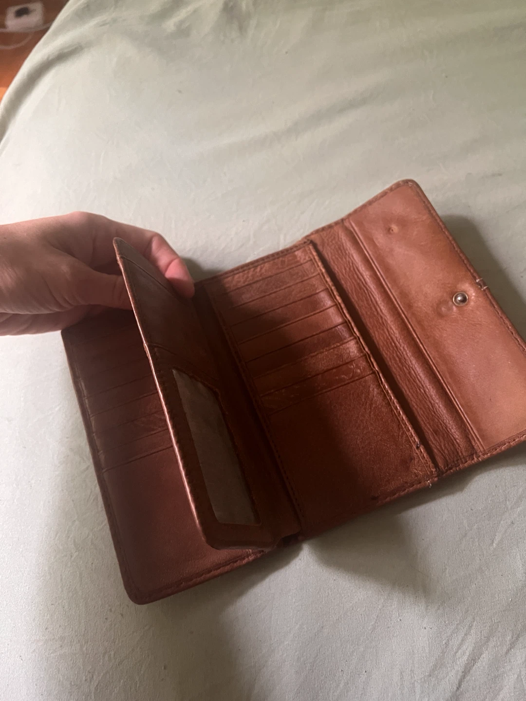 Roots Brown Leather Trifold Wallet - photo 3