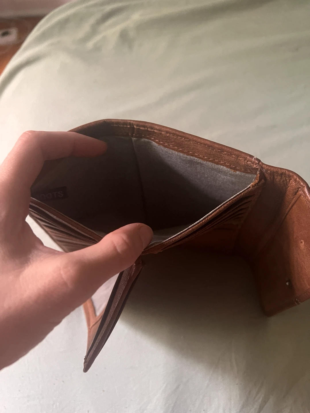 Roots Brown Leather Trifold Wallet - photo 4