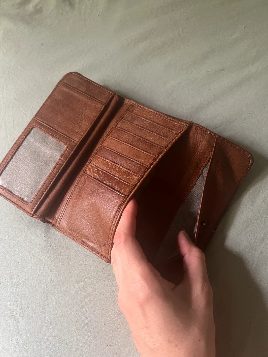Roots Brown Leather Trifold Wallet - photo 5