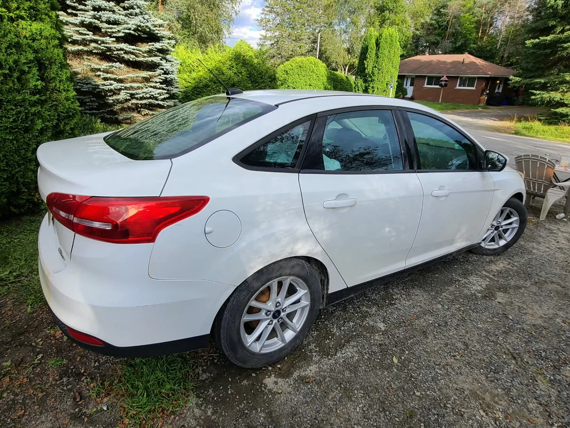 2106 Ford Focus - photo 3