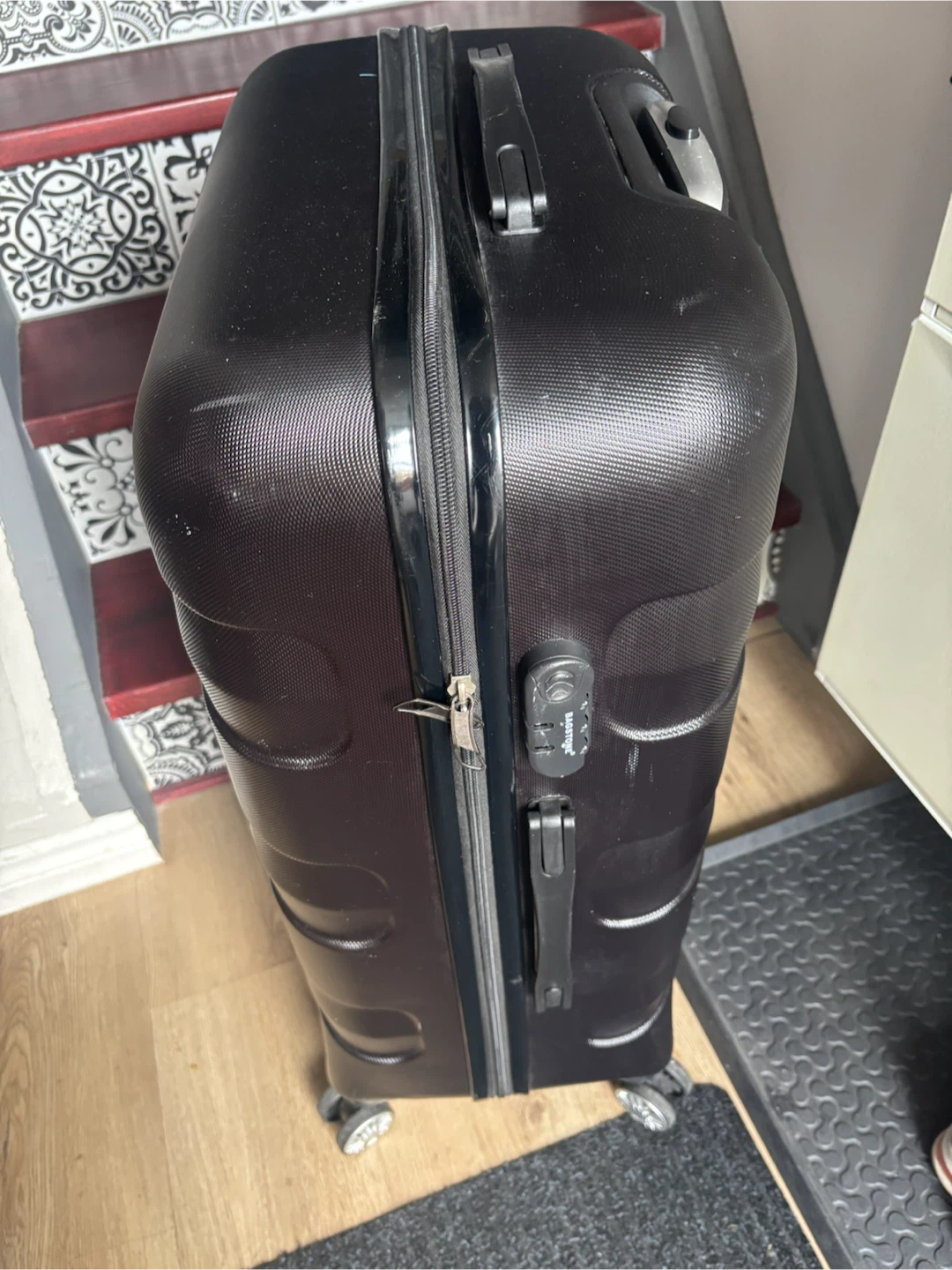 Black BAGSTONE Hardside Spinner Suitcase - photo 3