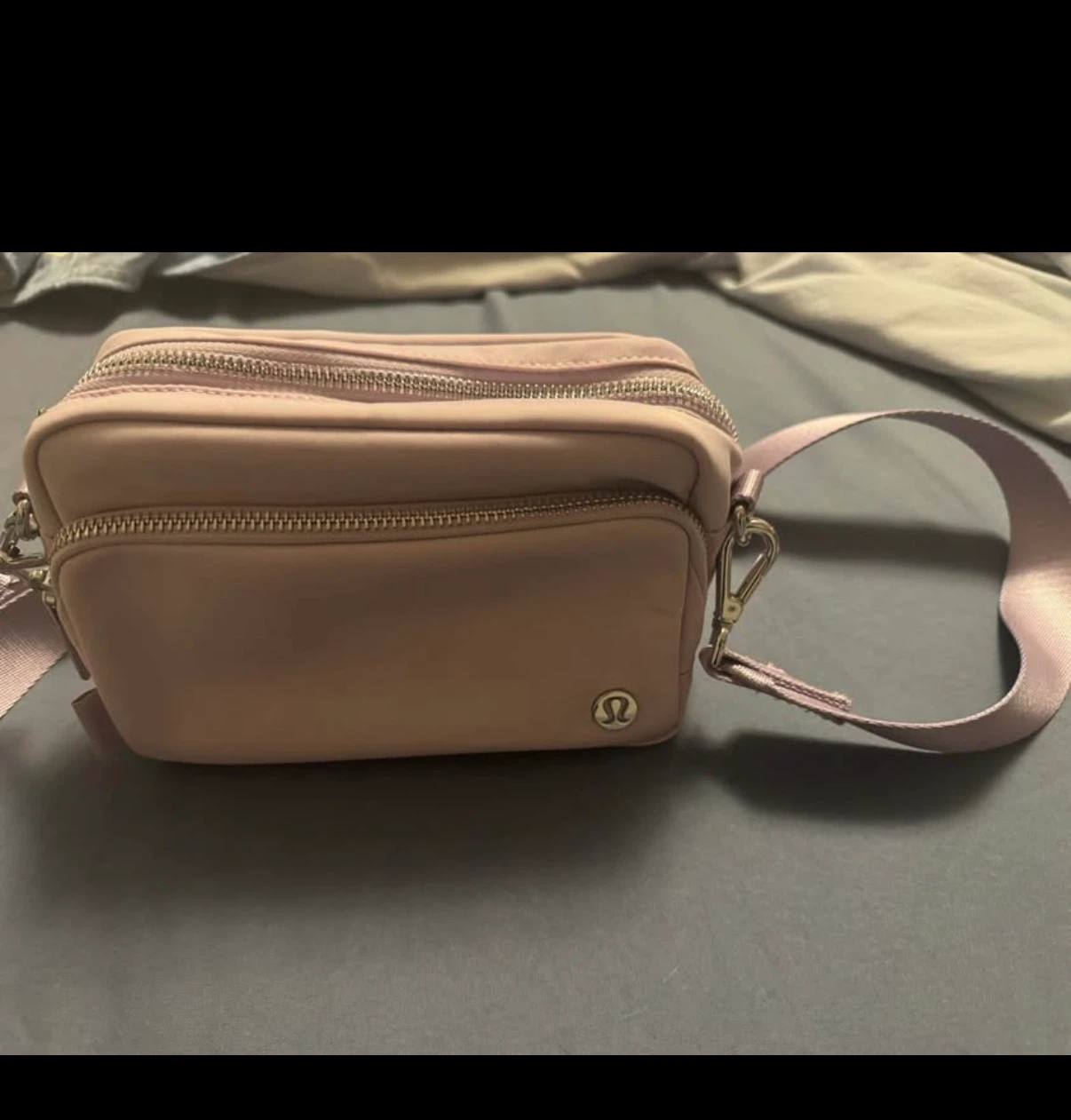 Lululemon Everywhere Belt Bag - Lilac like new