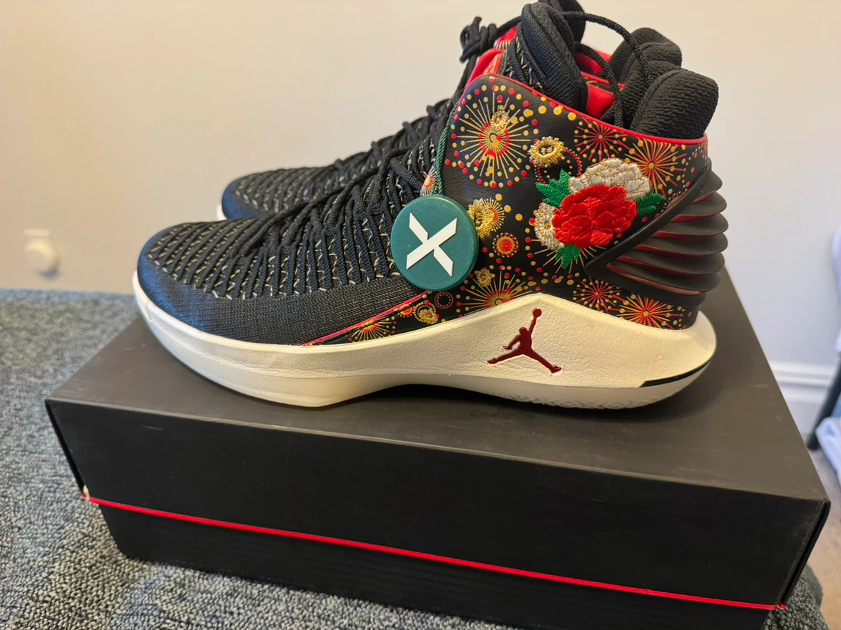 Air Jordan XXXII "Year of the Dog" Men's Basketball Shoes - photo 2
