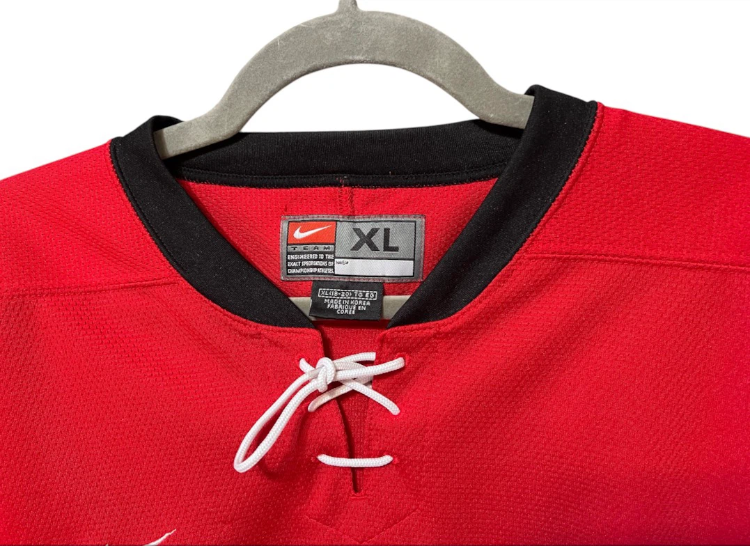 Vintage Nike Team Canada Hockey Jersey – Youth XL (18–20) –New - photo 2