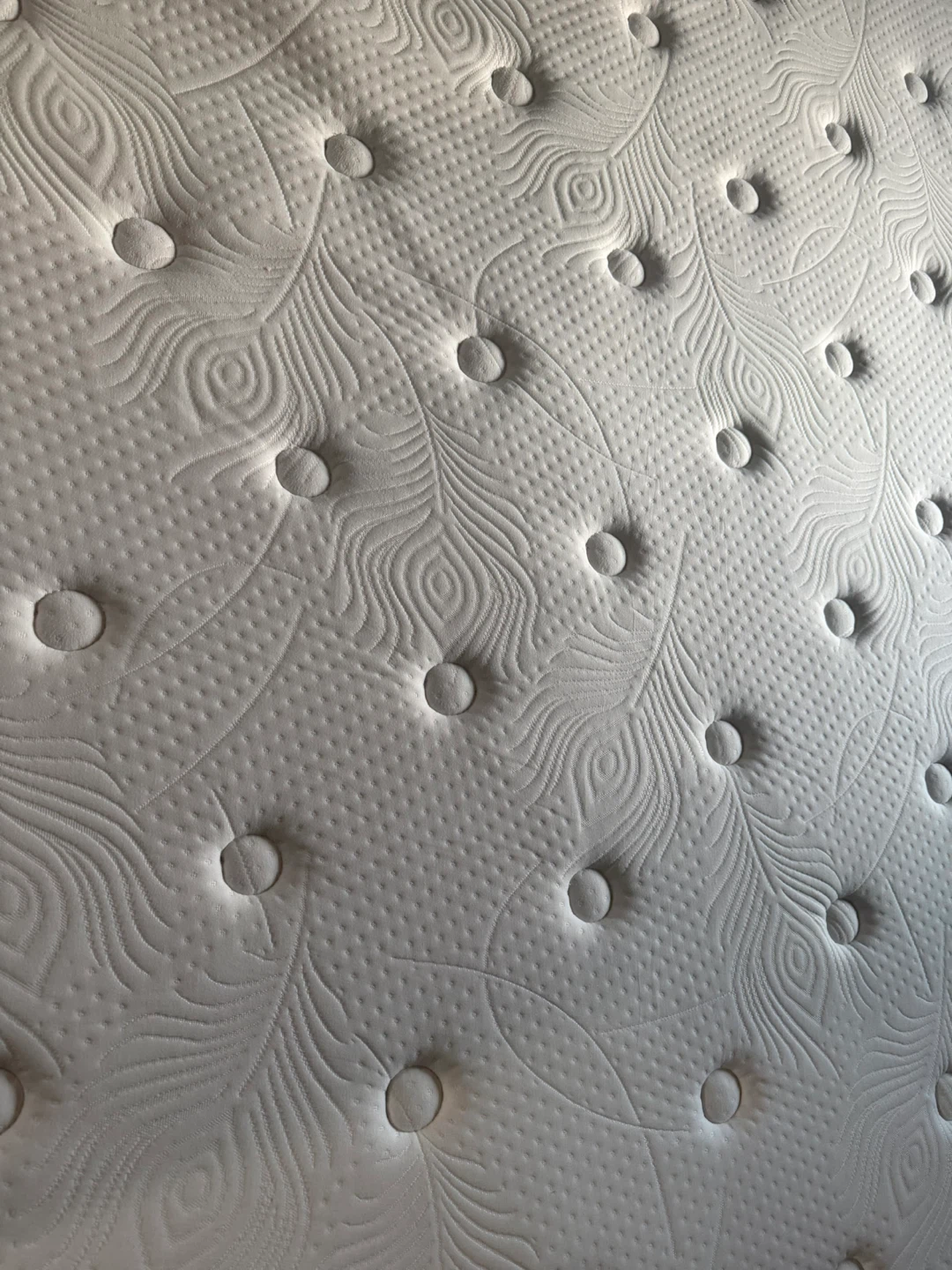 12” memory foam hybrid queen mattress - photo 4
