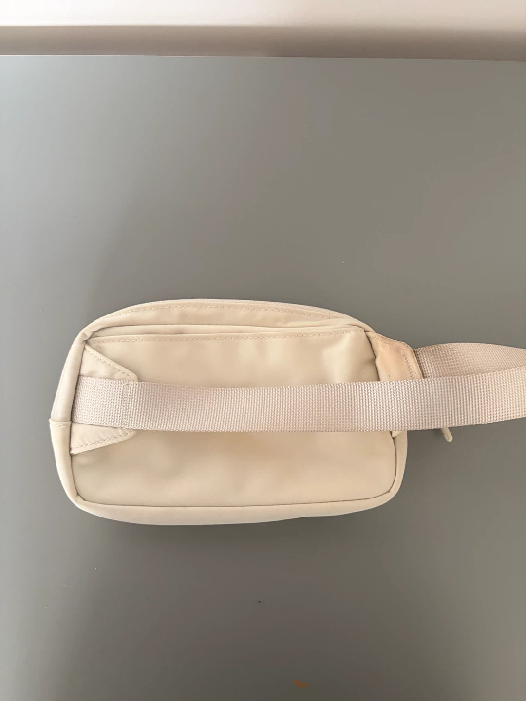 Lululemon Everywhere Belt Bag Team Canada White - photo 2