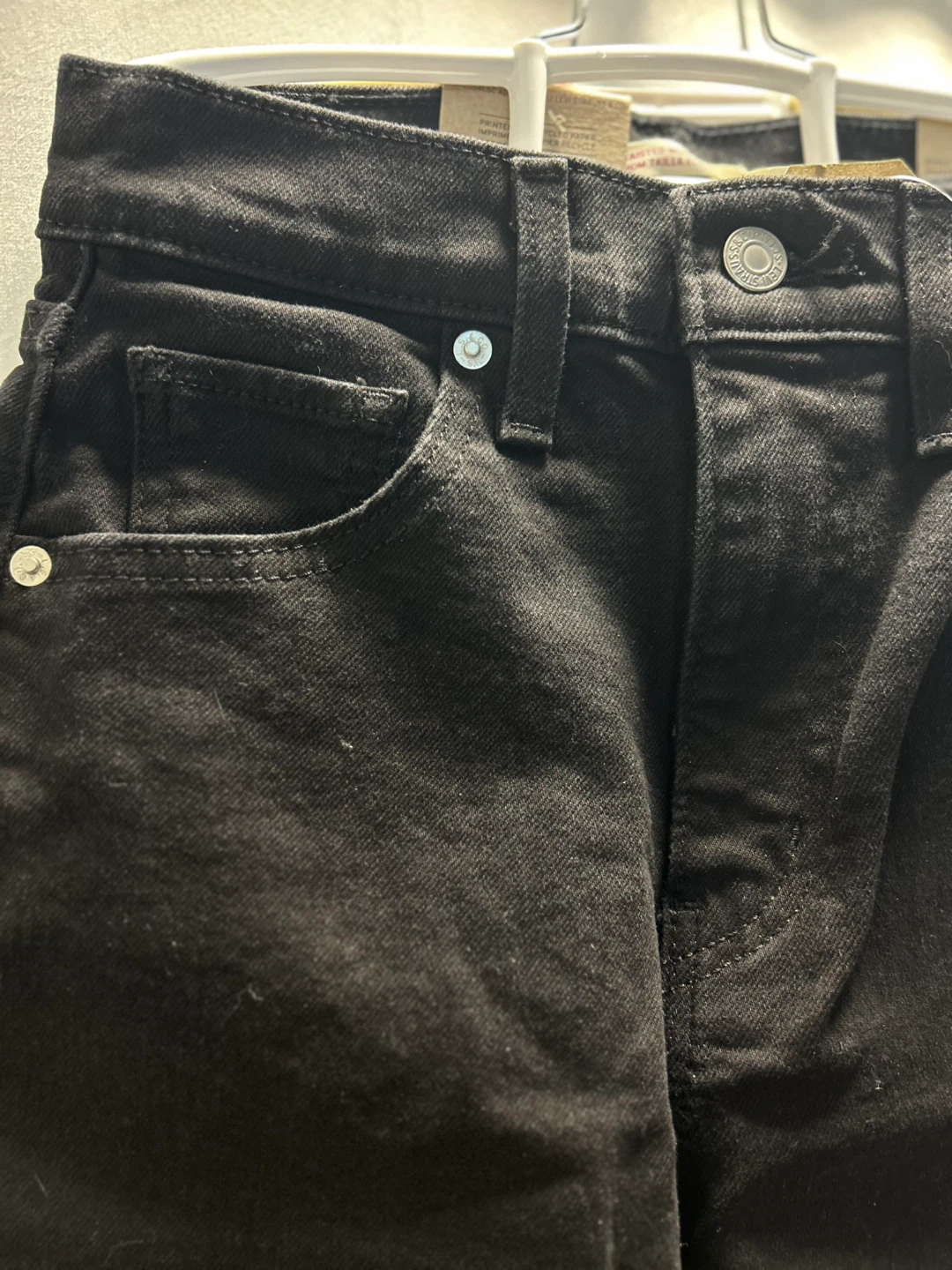Levi’s High-Waisted Mom Jeans – Black – Size 24 / XXS-XS - photo 4