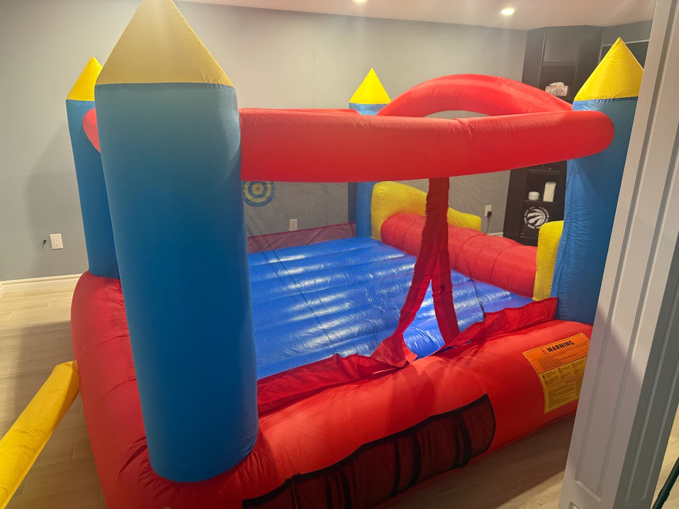 Banzai Inflatable Bouncy Castle with Slide - photo 2