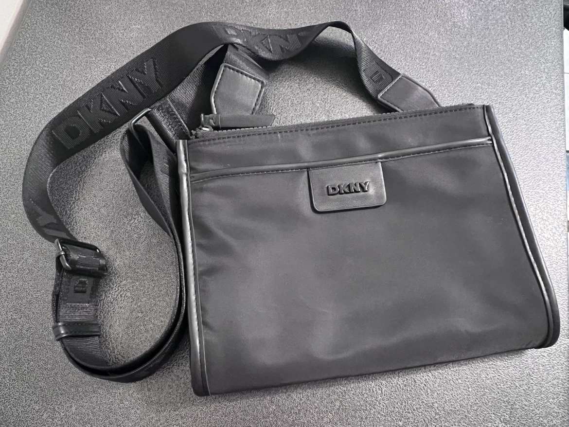 Brand New DKNY Black Crossbody Shoulder Bag – Adjustable Strap
