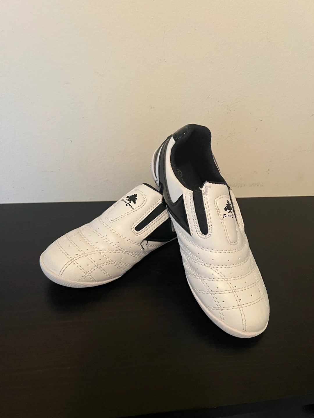 Pine Tree White & Black Taekwondo Shoes Size 36