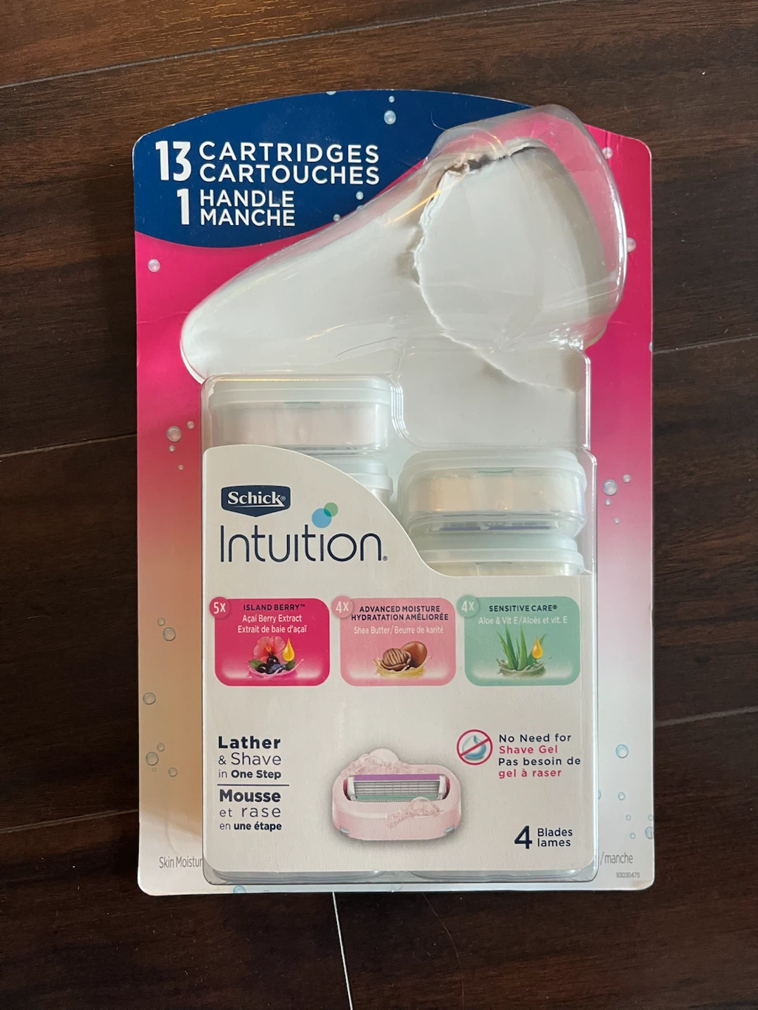 12 Schick shaving cartridges