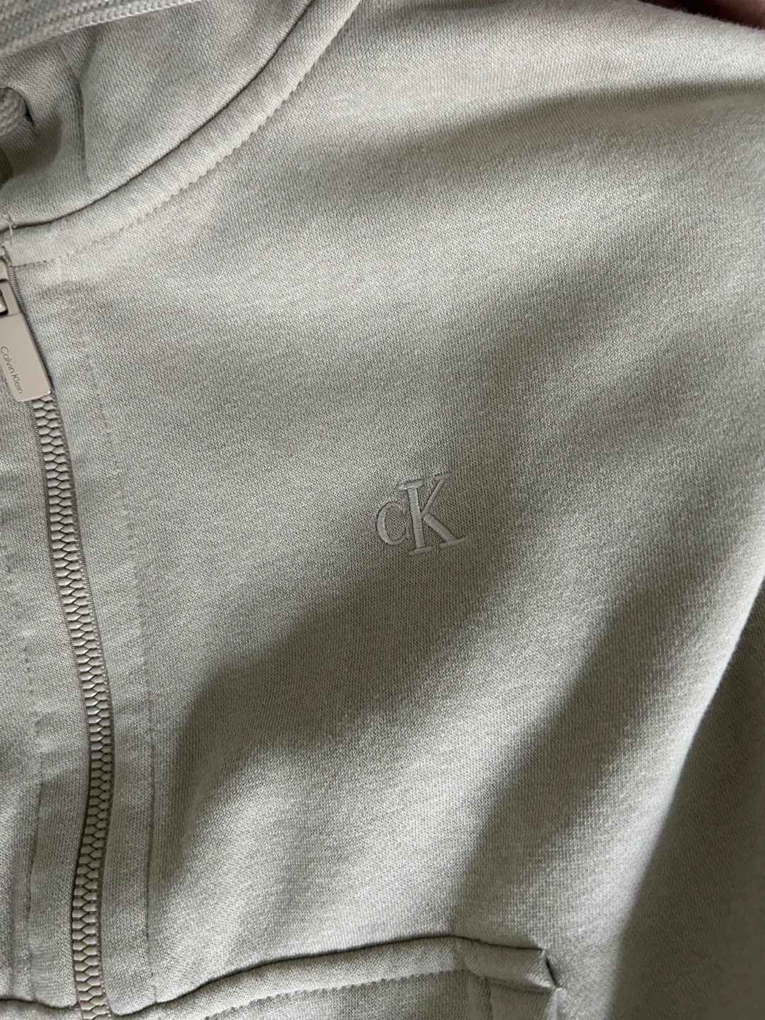 Calvin Klein beige boyfriend hoodie - photo 4