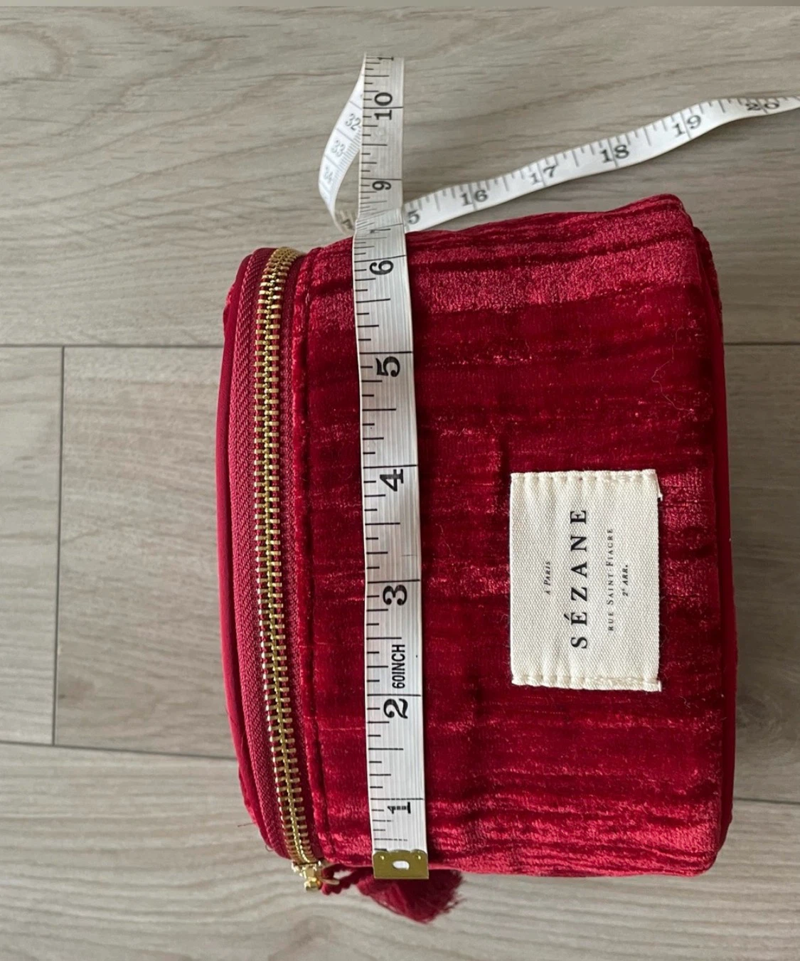 Sézane crushed velvet vanity / toiletry bag, red - photo 4