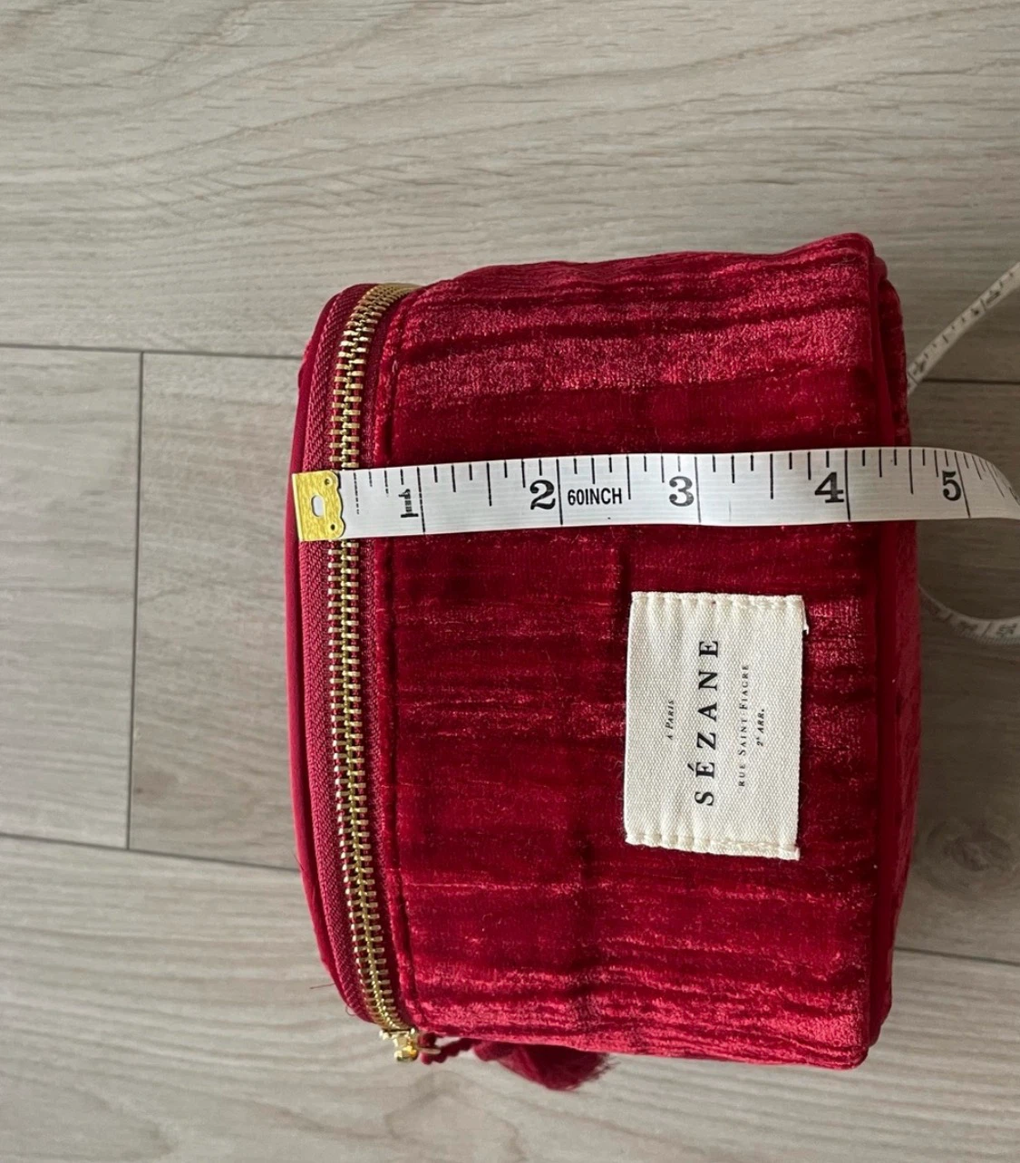 Sézane crushed velvet vanity / toiletry bag, red - photo 5
