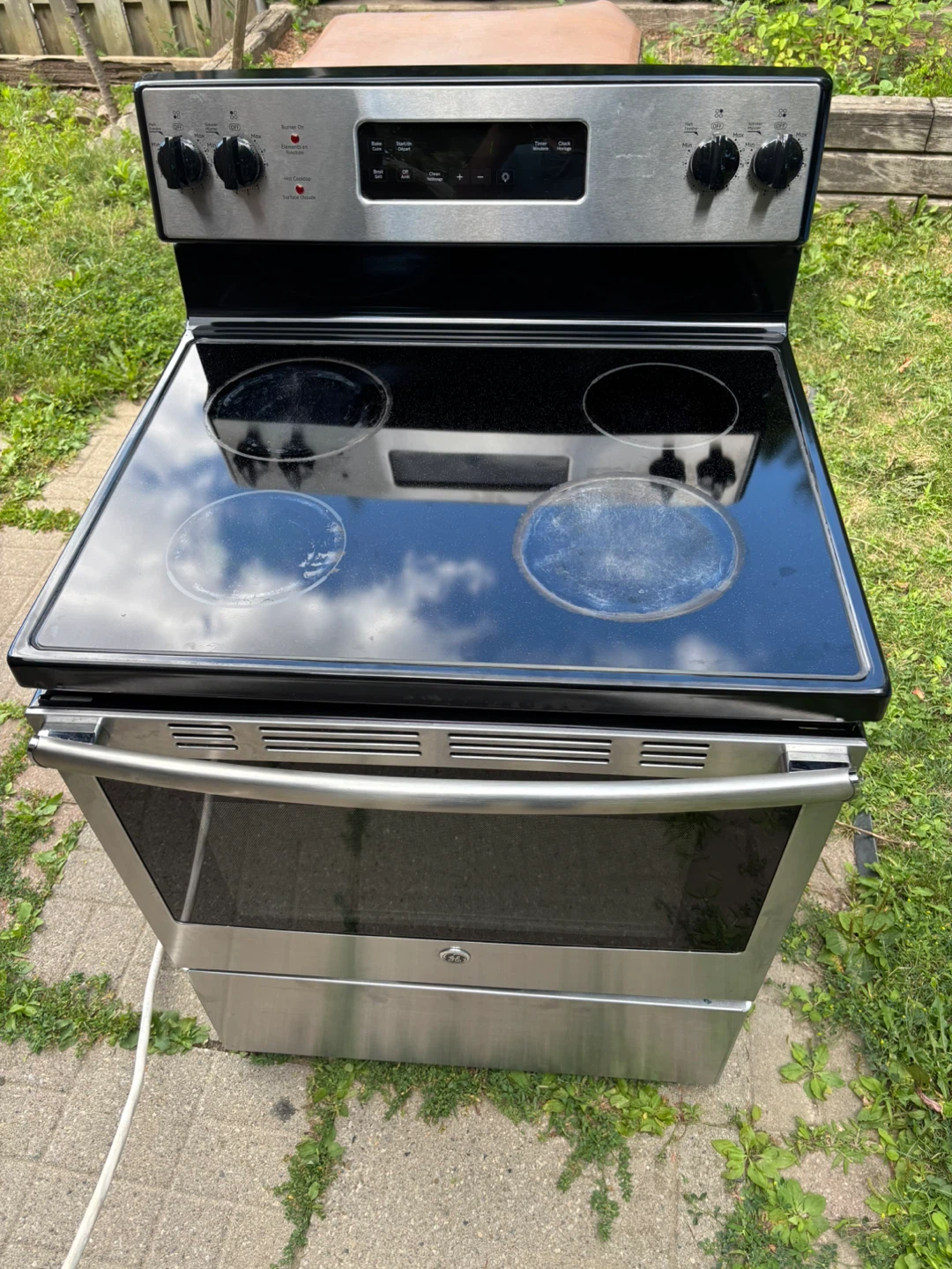 stove oven, delivery (read as it's)