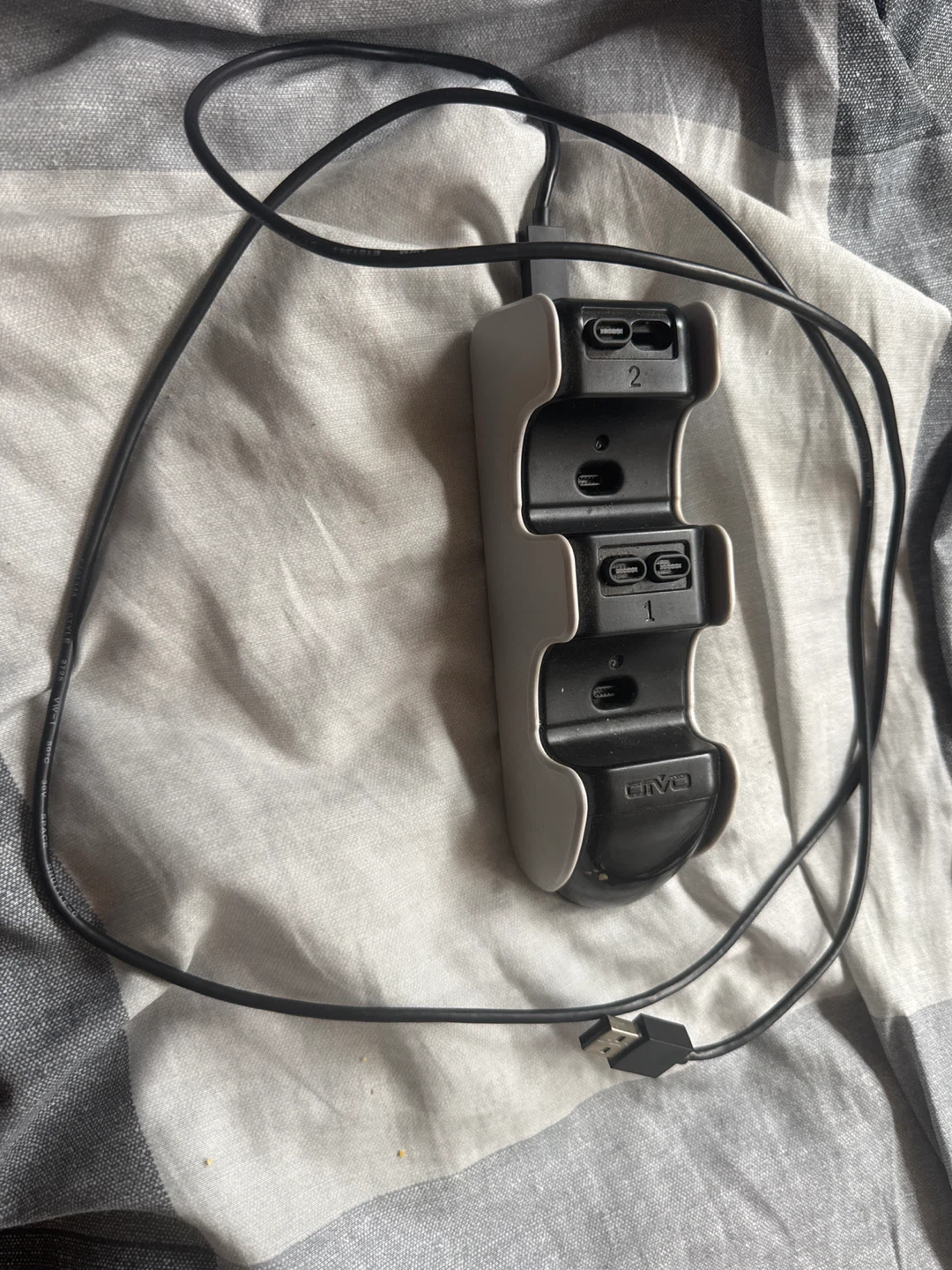 PlayStation 5 Dual Controller Charging Dock Station - photo 4