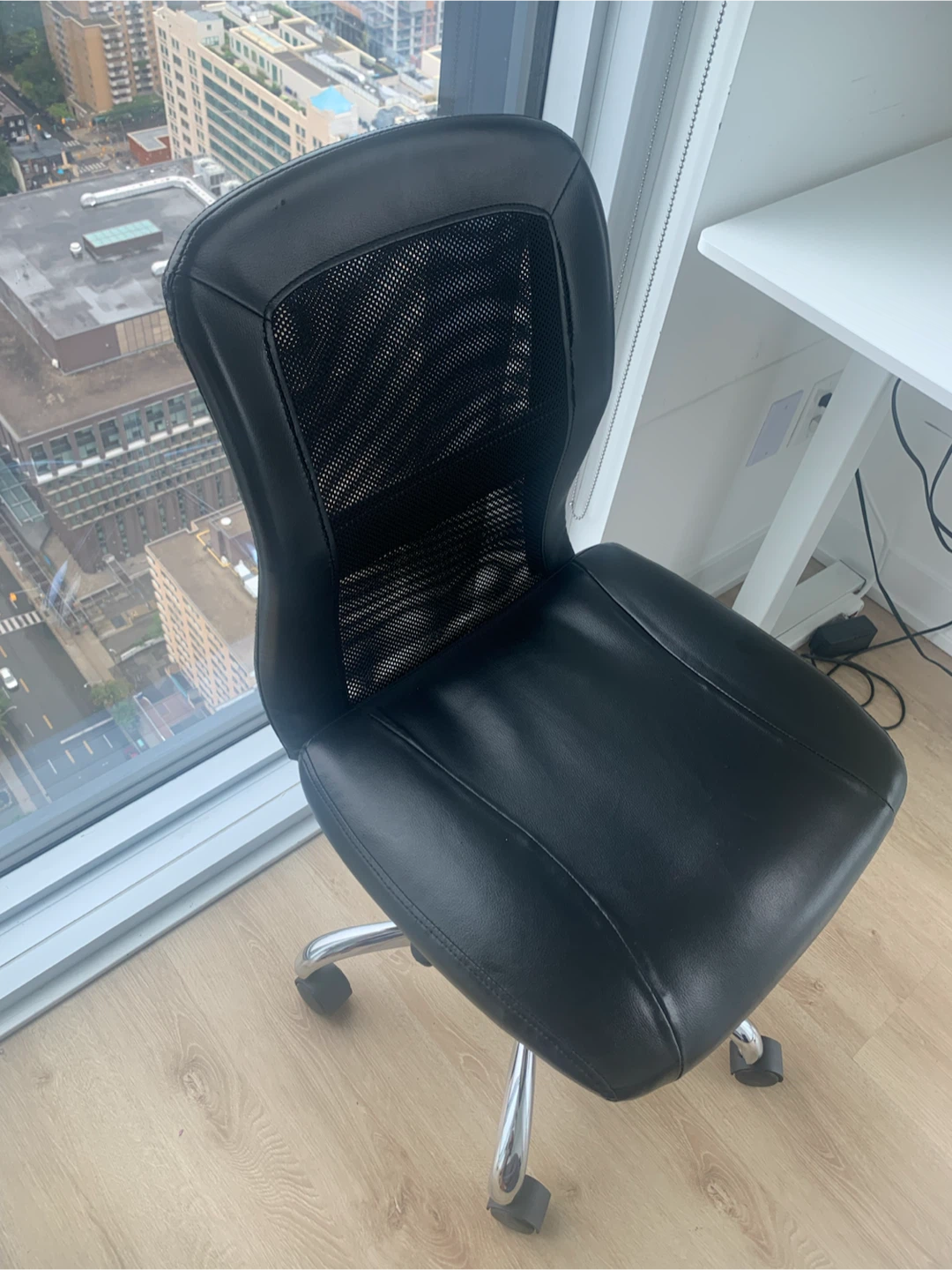 Black Mesh Back Office Chair