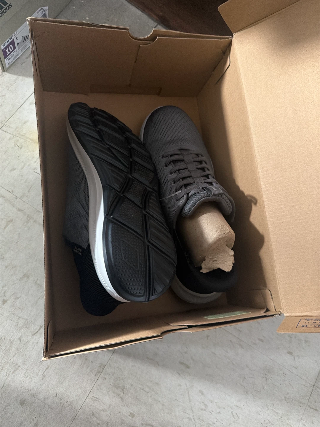 Skechers Sport Memory Foam Sneakers - Size 8 - photo 2