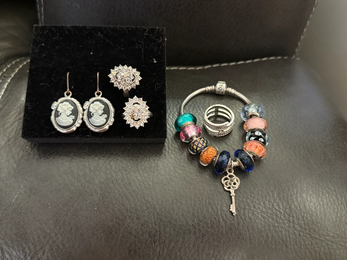 Pandora charms bracelet with gift set - photo 3