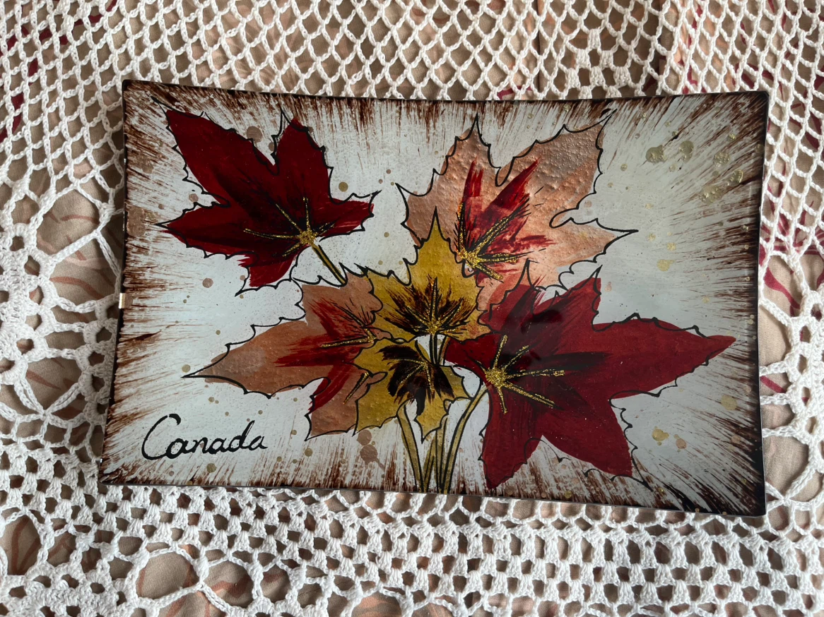Decorative Maple Leaf Tray - Canada, 9x4” - photo 2