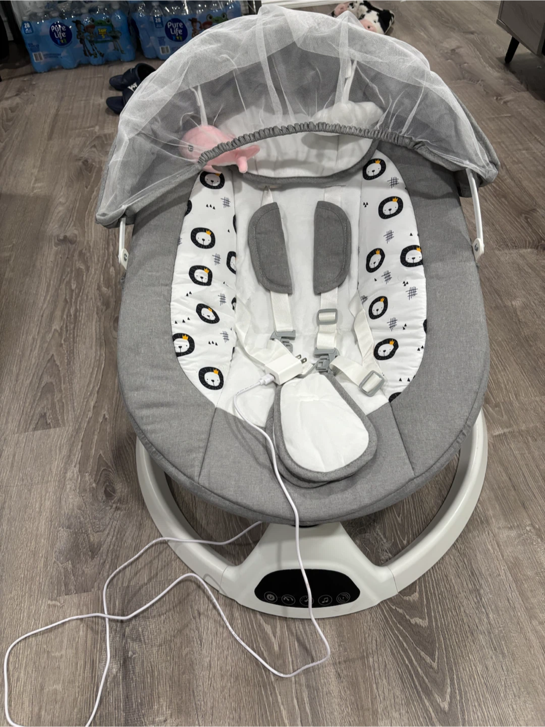 Baby Swing with Penguin & Lion Print