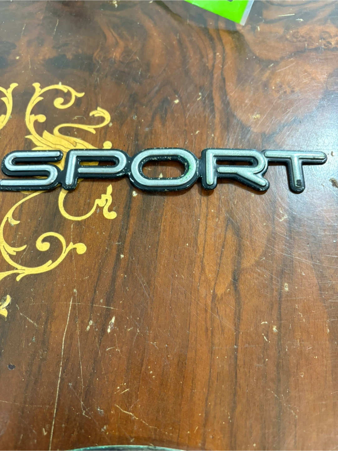 Ford and Triton V8 vehicle emblems - photo 5