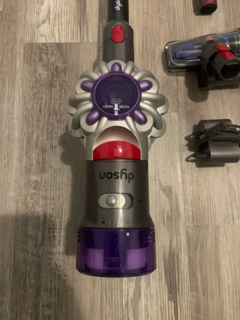 Dyson Cordless Vacuum Cleaner - photo 3